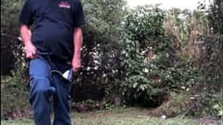 Outdoor nature jerkoff - porn video