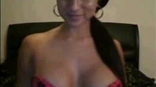 Hot Brunette doing Sexy dance on webcam - porn video