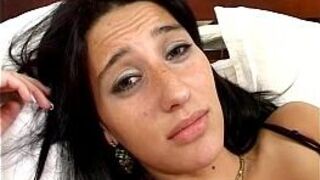 Oyeloca Skinny latina double penetration - porn video